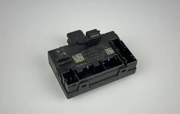 Audi A4 S4 B8 8K Door control unit/module 8K0959793S 8K0959793Q C72251404