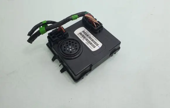 Jeep Cherokee Tailgate/trunk control unit/module 68234603AA