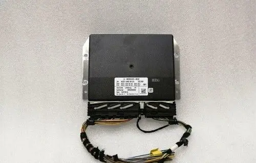 Mercedes-Benz S W221 Air suspension control unit module (rear) A2215408401