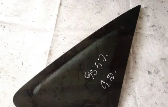 Ford Focus Rear side window