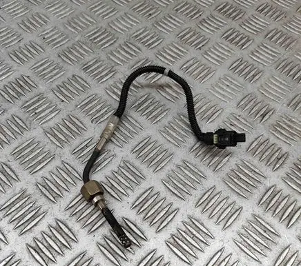 Mercedes-Benz E W213 Oil temperature sensor A0009059106