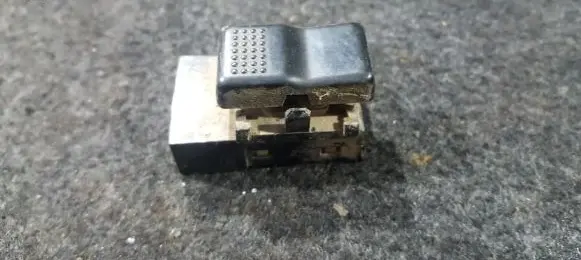 Subaru Legacy Electric window control switch