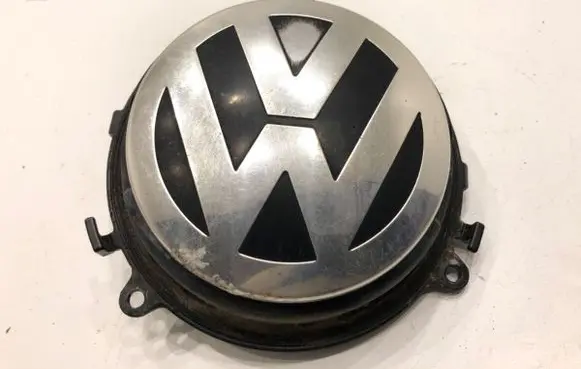 Volkswagen PASSAT B6 Tailgate/trunk/boot exterior handle 1K0827469E
