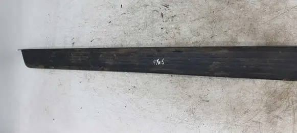 Honda CR-V Front sill trim cover 84202SWAA M6358