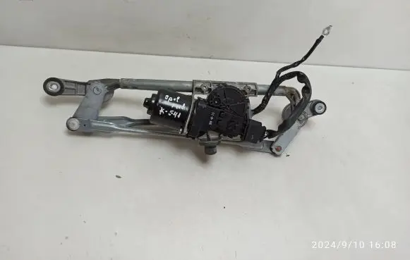 Opel Karl Front wiper linkage and motor 95143173 95391359