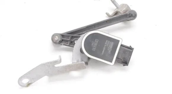 Volvo XC40 Headlight/headlamp level sensor 32212657