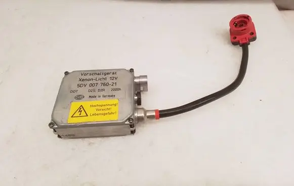 Mercedes-Benz E W210 Headlight ballast module Xenon 5DV00776021