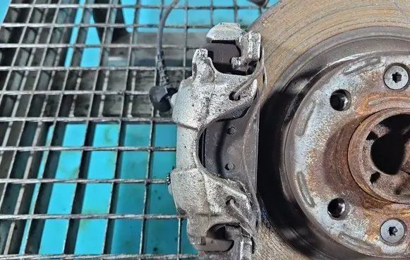 Renault Twingo III Front brake caliper IMPRK1466022
