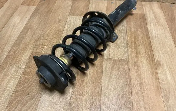 Volkswagen PASSAT B6 Front shock absorber with coil spring 3C0413031AB 824904002055 VW4617FV192