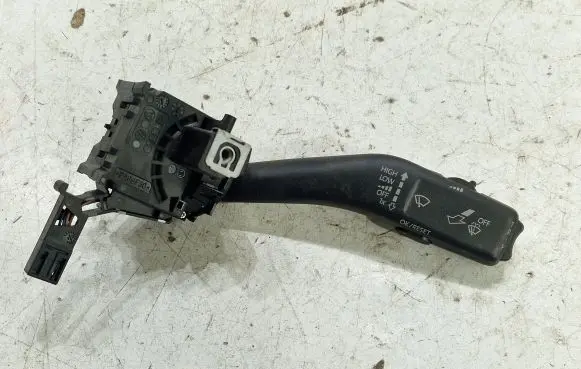 Skoda Octavia Mk2 (1Z) Wiper control stalk 1K0953519L