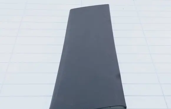 (B) pillar trim (bottom)