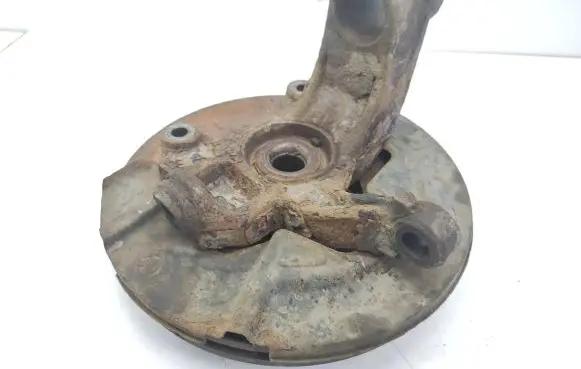 Volvo V70 Front wheel hub