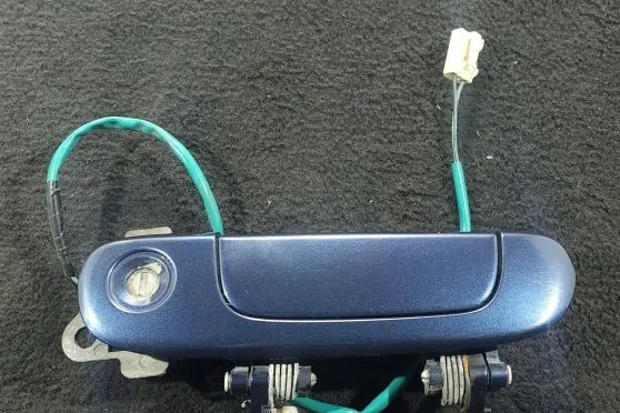Mazda 323 F Front door exterior handle