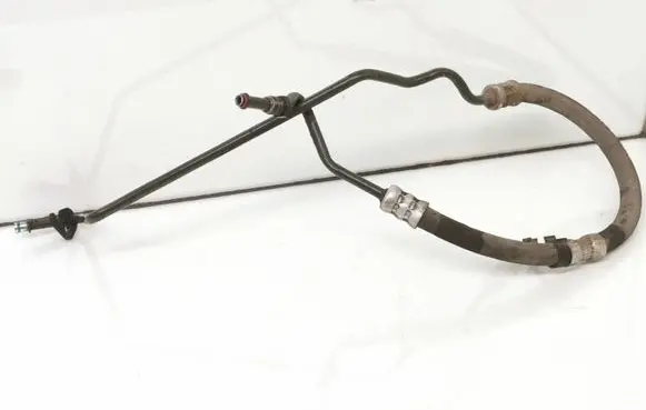 Ford Focus Power steering hose/pipe/line 1029903