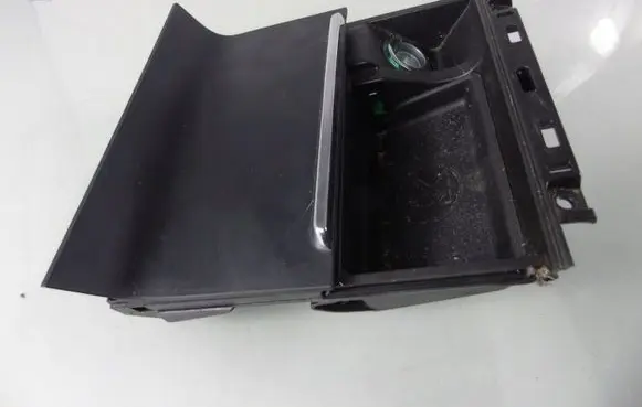 Skoda Superb B6 (3T) Car ashtray 3T0357962B