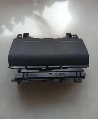 Audi A3 S3 8P Car ashtray 8E0857951