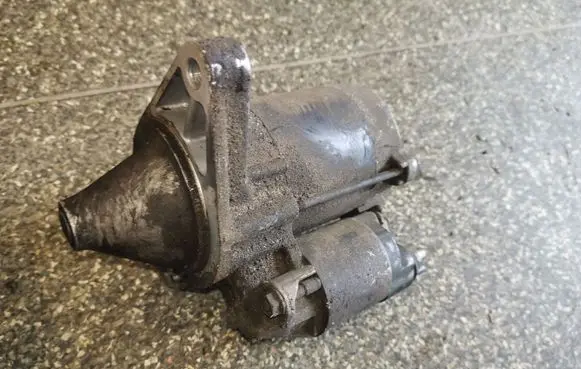 Toyota Yaris Starter motor 2810023020 2280008350
