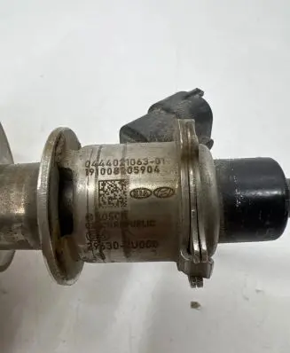 KIA Ceed AdBlue injector 296302U000 0444021063 19108205904