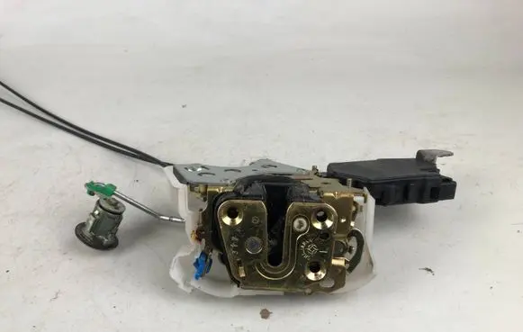 Subaru Forester SG Front door lock 61032SA070