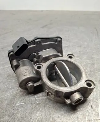 BMW 5 F10 F11 Throttle valve 13547810752 1354781075202