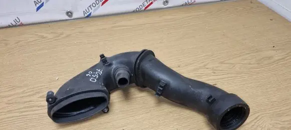BMW 7 E65 E66 Turbo air intake inlet pipe/hose 7794172