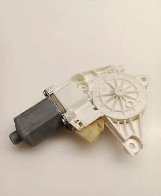 Mercedes-Benz ML W164 Front door window regulator motor A2518200742 997082102 0130822273