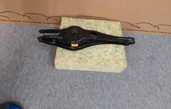 Volkswagen Golf VII Rear upper control arm/wishbone 5Q0505371B 5Q0505523A 5Q0505311D