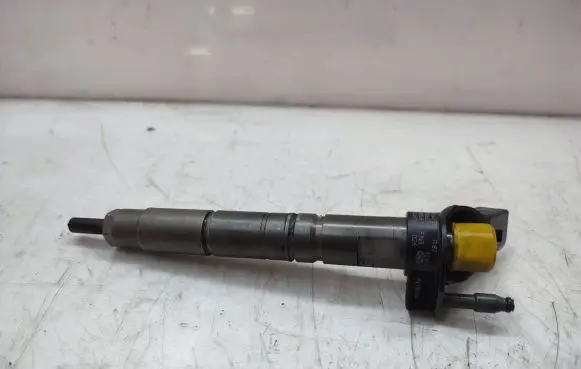 Mercedes-Benz E W212 Fuel injector 0445116026