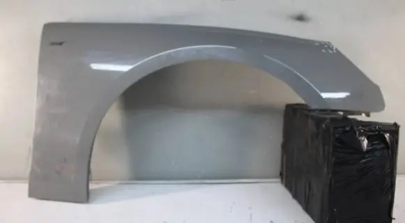 Fender mounting bracket