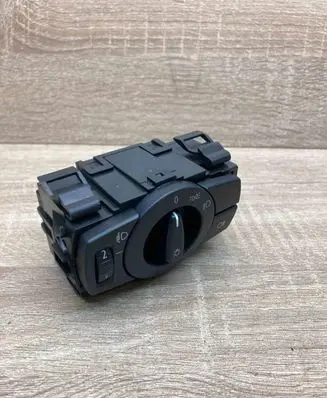 BMW 1 E81 E87 Light switch 6932795 33600302