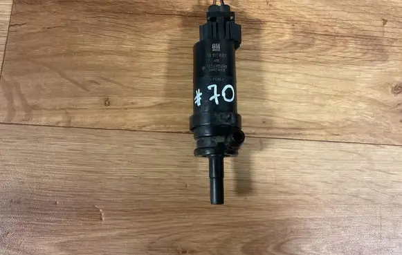 Opel Astra H Windscreen/windshield washer pump 13157637