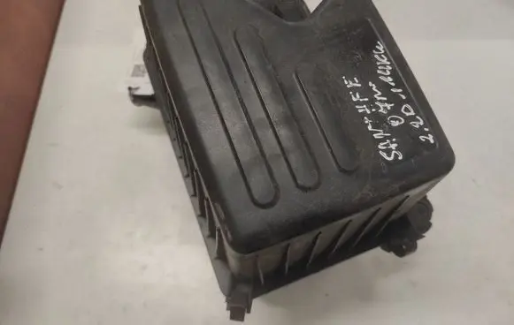 Hyundai Santa Fe Air filter box