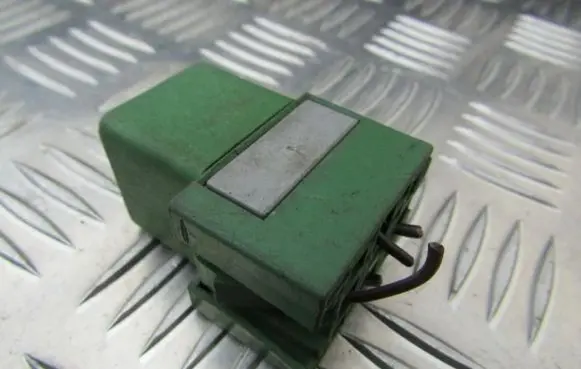 Opel Zafira A Other relay 03447012