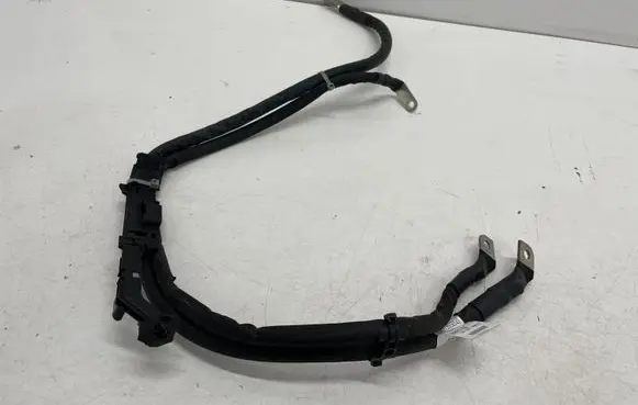 Mercedes-Benz C W205 Positive cable (battery) A2055405203