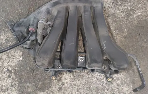 Mini One - Cooper R50 - 53 Intake manifold 04777846AE