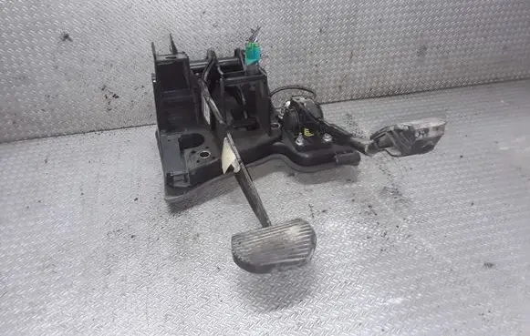 Citroen C5 Pedal assembly 