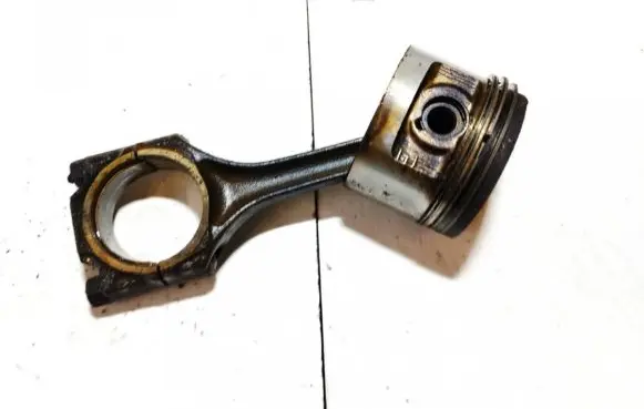 Audi 80 90 B3 Piston with connecting rod 028b