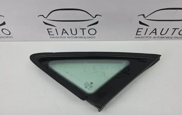 Volkswagen Touran I Front triangle window/glass 1T0845411 43R00048 E000255