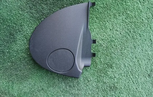 Dashboard side end trim