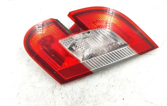Ford Taurus Tailgate rear/tail lights AG1315500A AC1315B502A