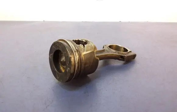 BMW X3 F25 Piston 