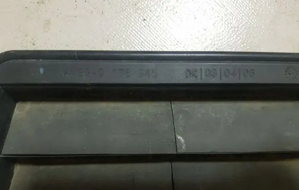 BMW 3 GT F34 Rear air vent grill 64229176945