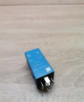 BMW 5 E39 Other relay 1383417