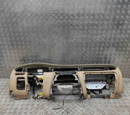 Jaguar XJ X40 Dashboard GNC6401AJLEG