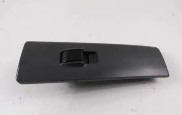 Mitsubishi Space Wagon Electric window control switch