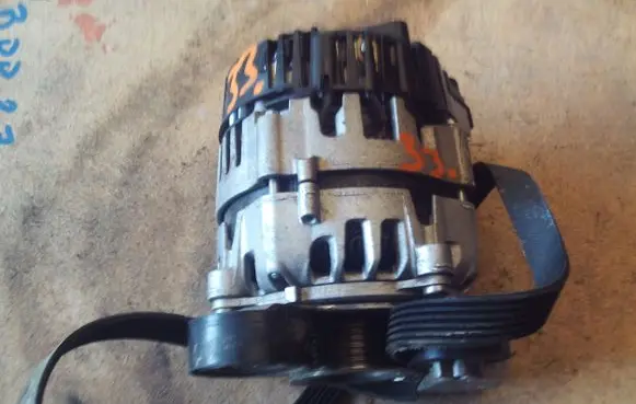Audi Q5 SQ5 Generator/alternator 04L903018A