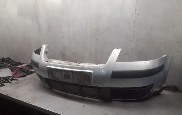 Volkswagen PASSAT B5.5 Front bumper 