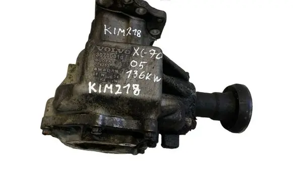 Volvo XC70 Gearbox transfer box case 30700016