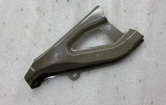 Tesla Model Y Fender mounting bracket 1487695S0A