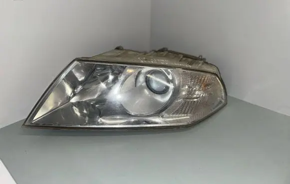 Skoda Octavia Mk2 (1Z) Headlight/headlamp